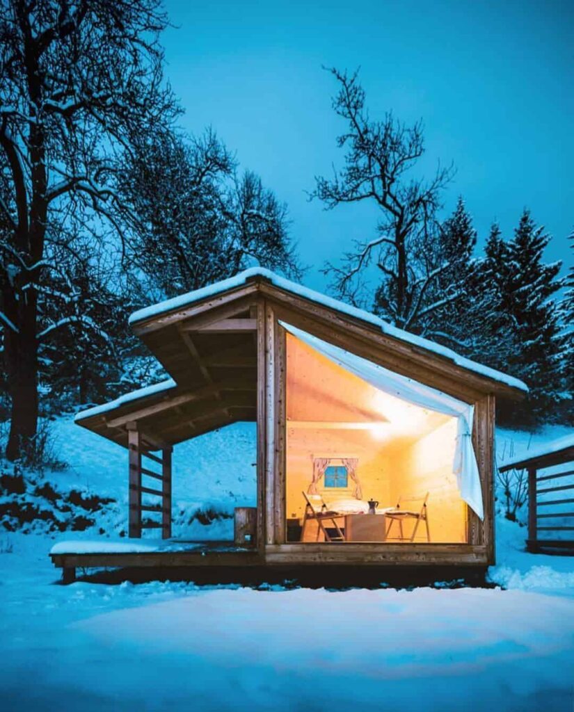 tiny house winter getaway